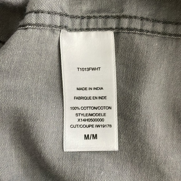 Guess Men’s Button Down Western Shirt Pearl Snap Size Medium Gray Black Trim - Picture 8 of 9